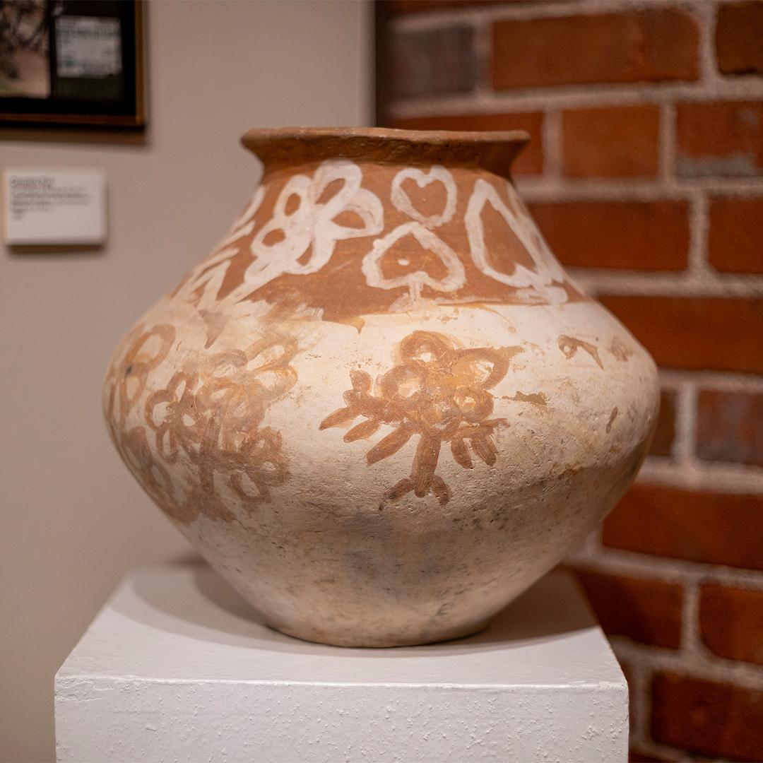 20th-century ceramic pot from Peru on display at the Global Village Museum, Fort Collins, Colorado